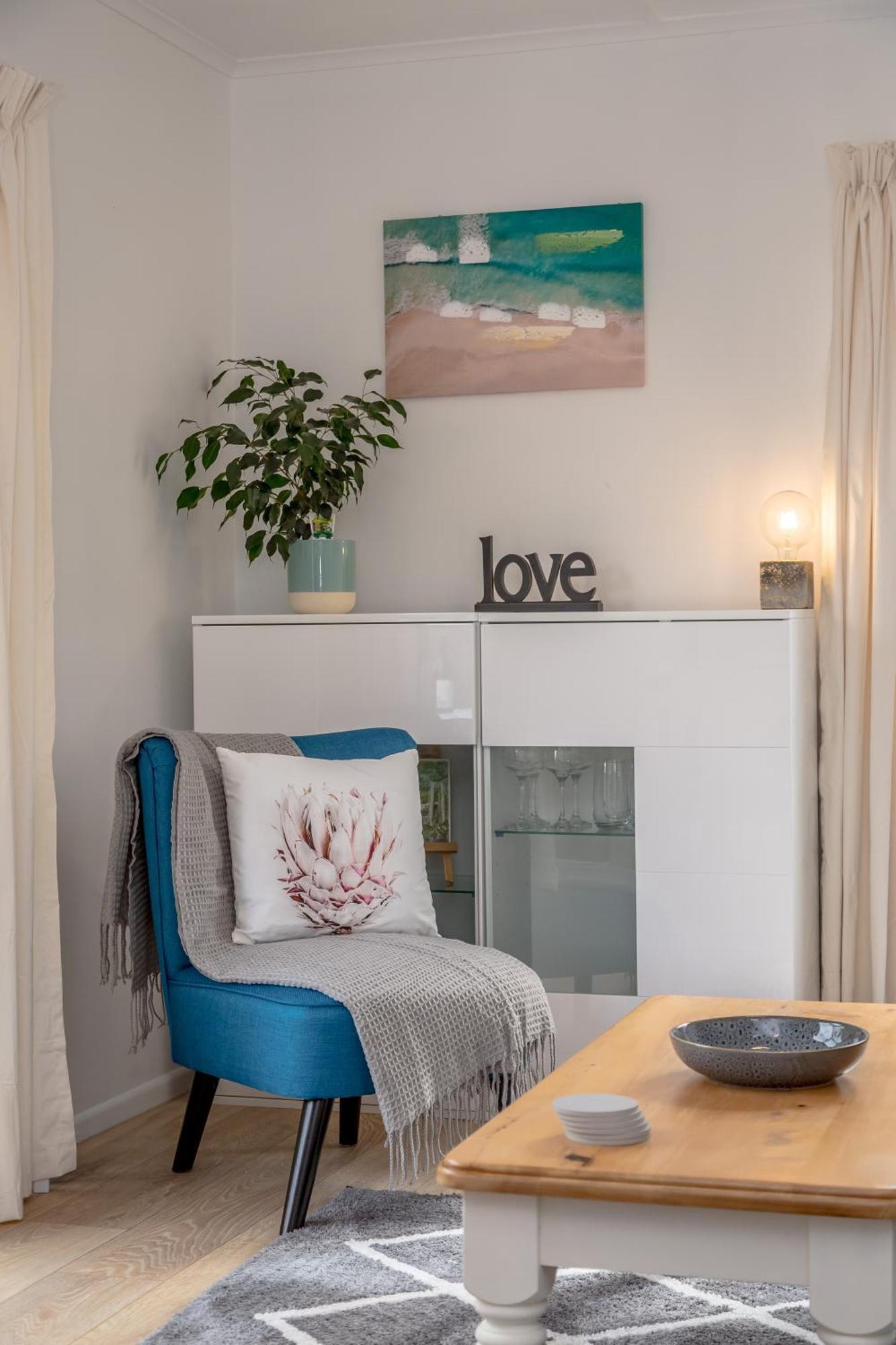 Tui Cottage Martinborough Bagian luar foto
